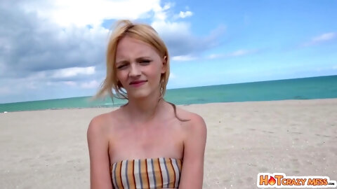 Beach Pickup - Kate Bloom