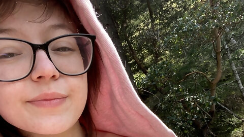 I never wear a bra but they're still perfectly perky at 32 years old 😆