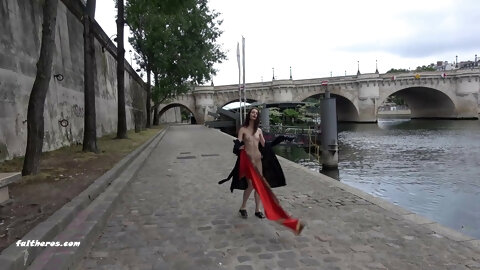 WOULD YOU FUCK ME NUDE IN PARIS?