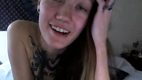 Brunette Solo Webcam Masturbation